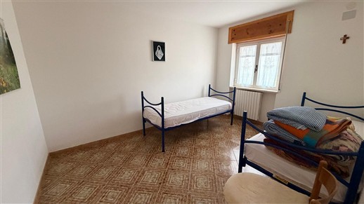 Villa Panoramica In Buone Condizioni Con Trullo Comunicante.